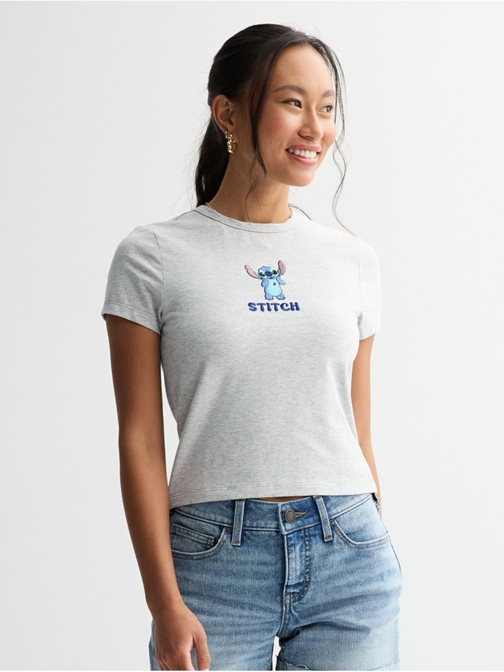 Disney Lilo & Stitch Happy Pose Juniors Size Large NWT Baby Tee Tshirt top